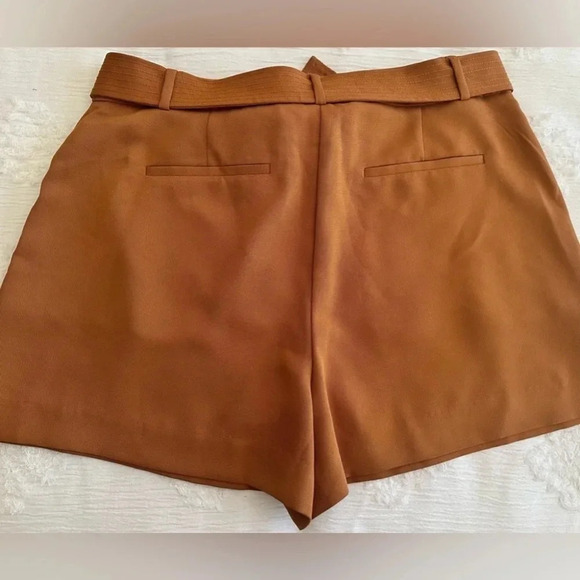 Nine West Large Womens Brown High Waist Shorts 3.5 inseam with Belt - Picture 5 of 6